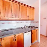 Apartment 1br In Americas, Walk To And Fun, La103 *