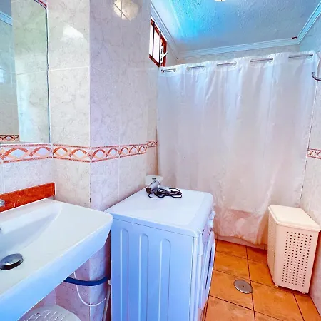 1 Bedroom In Parque Cattleya, Playa De Americas * Arona (Tenerife)
