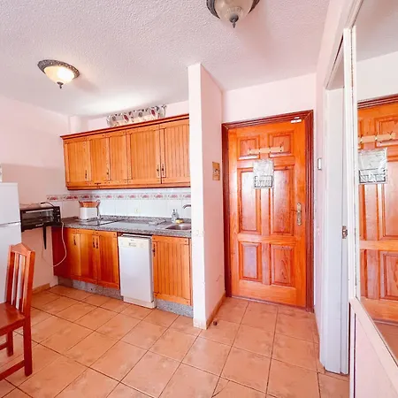 1 Bedroom In Parque Cattleya, Playa De Americas Apartment